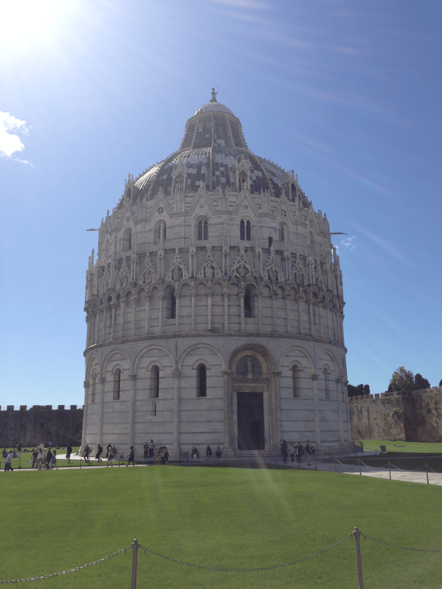 Bautisterio de Pisa Italia