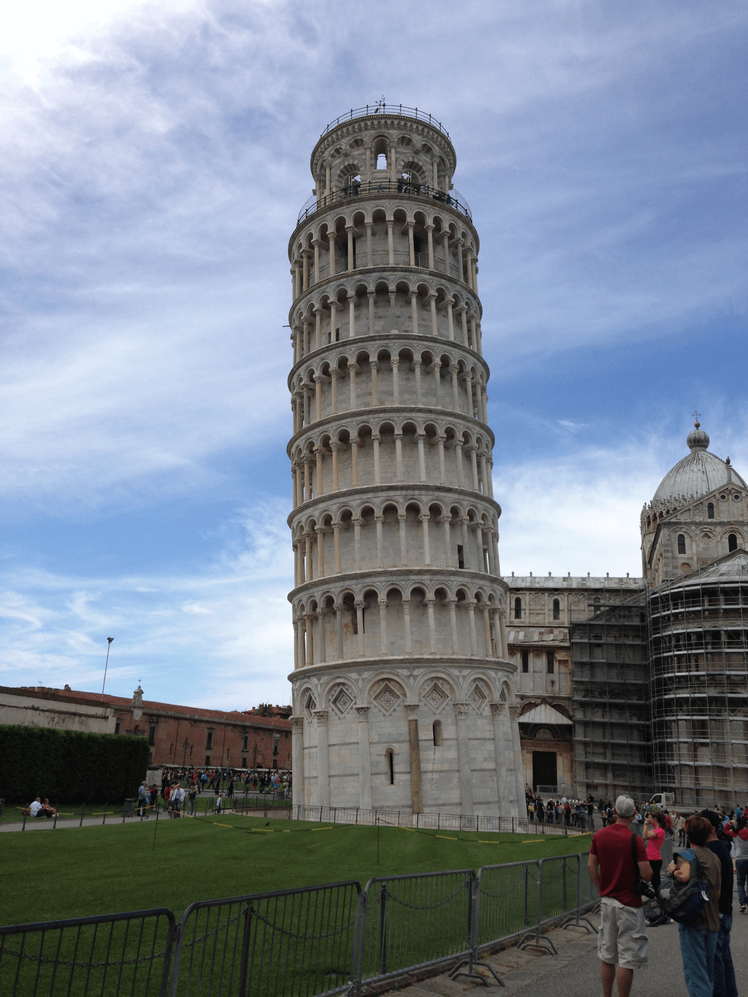 Torre Inclinada de Pisa, Italia - Lugares Imprescindibles de Visitar